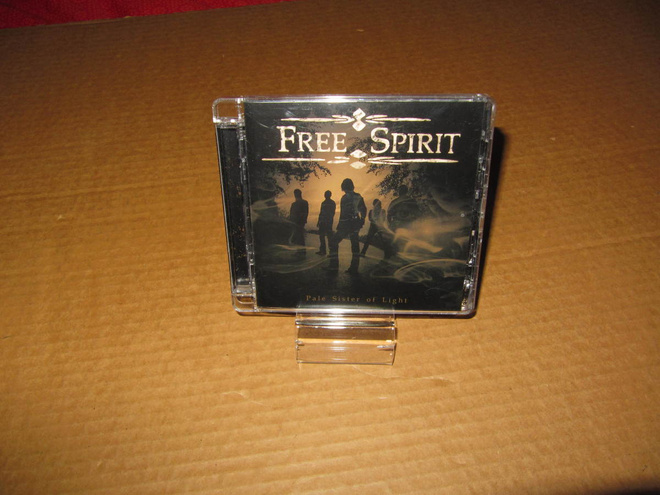 Free Spirit CD Pale Sister Of Light v.2009  UUSI !