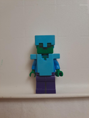 LEGO Minecraft Zombie