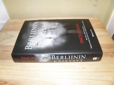 Simon Tolkien Berliinin käskystä (sidottu)