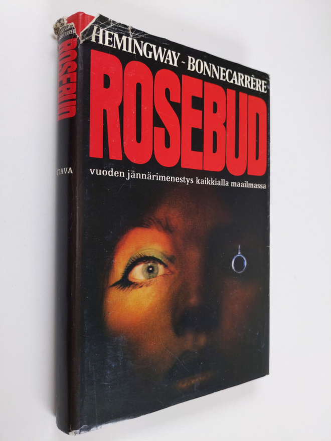 Joan Hemingway : Rosebud
