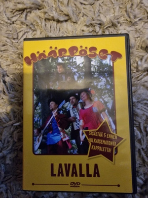 Hääppöset - Lavalla