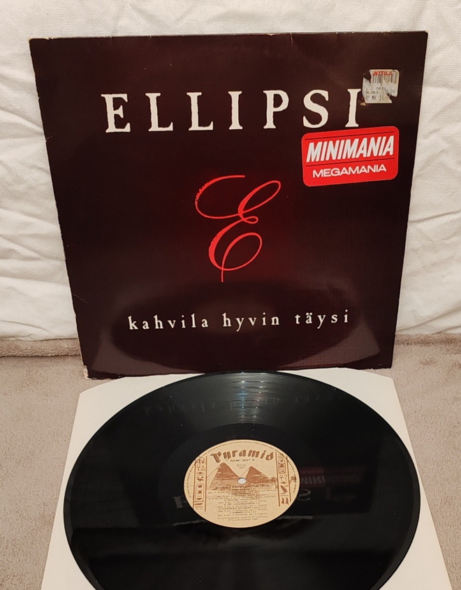 Ellipsi Kahvila Hyvin Täysi lp