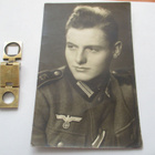 Saksalaissotilas 1942 vanha pk * Suomen terveiset taustalla - pikkukuva 1