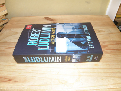 Robert Ludlum Medusan perintö (nidottu)