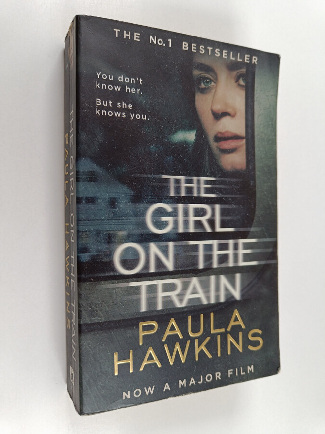 Paula Hawkins : The Girl on the Train