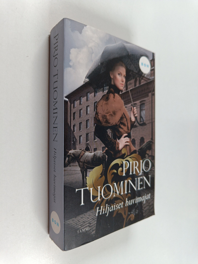 Pirjo Tuominen : Hiljaiset huvimajat