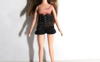 BRATZ - RUSKEAHIUKSINEN NUKKE -