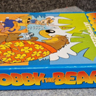 Nelospelit Bobby The Bear  jätti puzzle 60×40 cm - pikkukuva 5