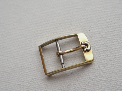 Omega solki miestenkelloon.