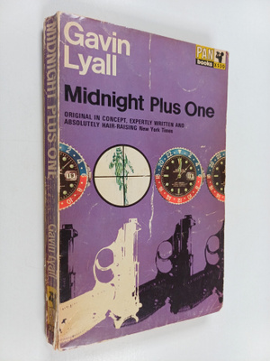 Gavin Lyall : Midnight plus one