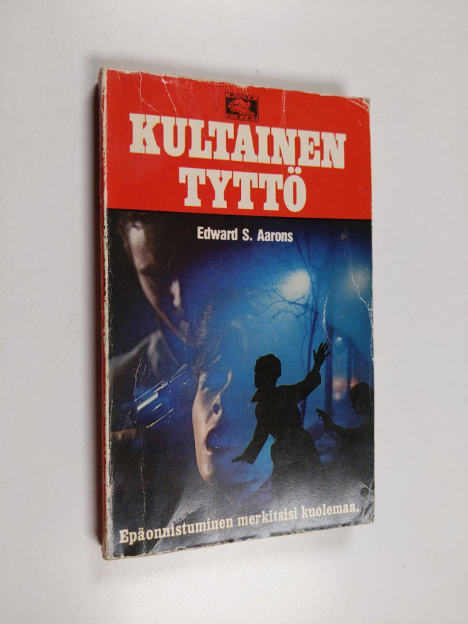 Edward S. Aarons : Tehtävä kultainen tyttö
