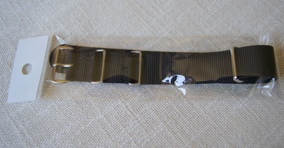 NATO - 20 mm musta ranneke