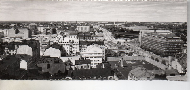 Helsinki: keskustaa ylhäältä (pitkä kortti)