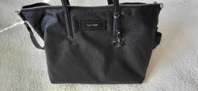 Calvin Klein olkalaukku / läppärilaukku