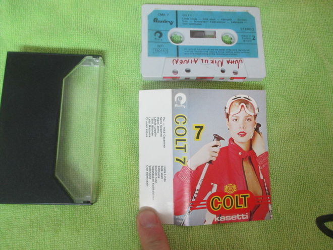 COLT 7 kasetti ( mm CARITA, SILHUETIT  ym