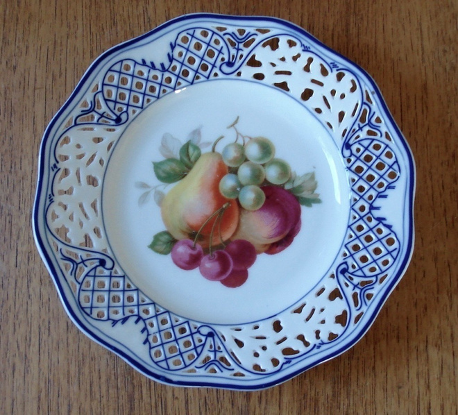 TAIDE- HEDELMÄLAUTANEN /KORISTEVATI posliinia Schumann Ø19cm