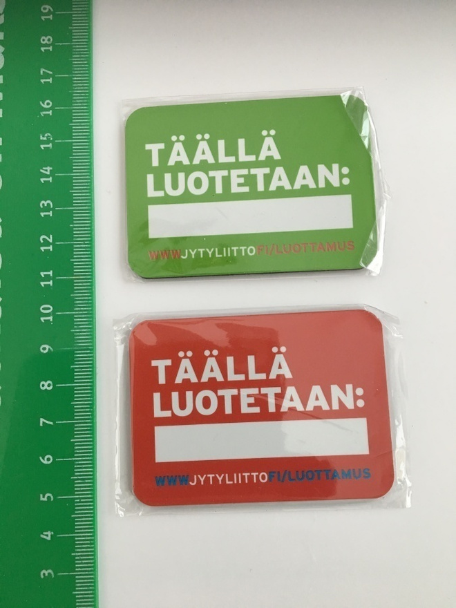 jääkaappimagneetti JYTY, valitse väri