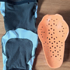 Maastokuvioiset polvisuojat Pearl Izumi - pikkukuva 5