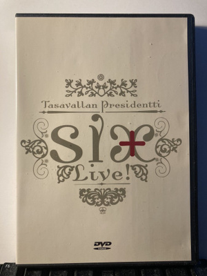 TASAVALLAN PRESIDENTTI: Six + Live, DVD