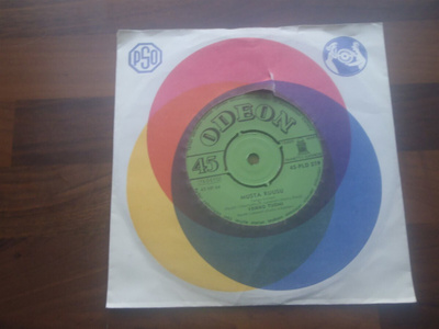 VEIKKO TUOMI - MUSTA RUUSU 7 " Single ( ODEON )