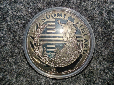 Itsenäinen Suomi 100 vuotta -juhlamitali