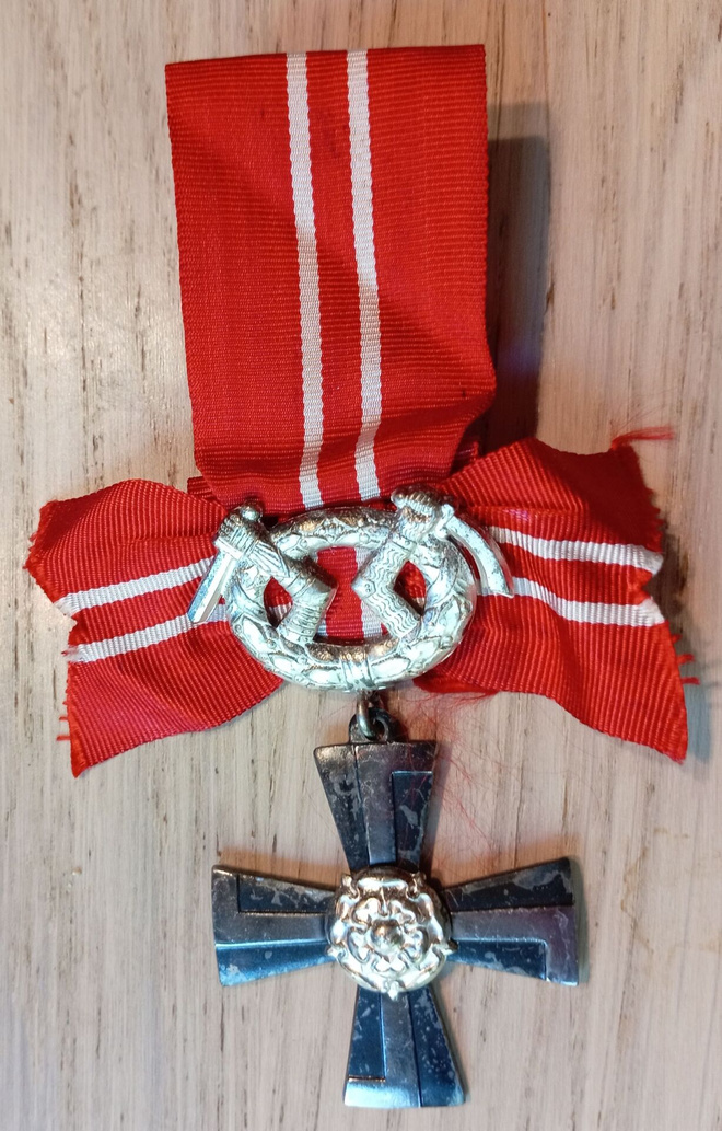 Vapaudenristi 4. luokka 1941