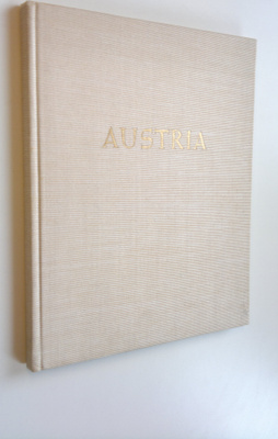 Karl Heinrich Waggerl : Austria : Her scenery, her people...