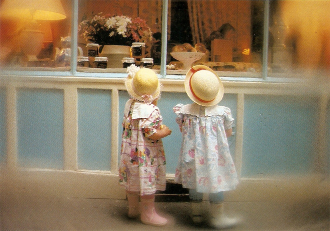 Pikkuneidit. "The little ladies". Carlos Spaventa
