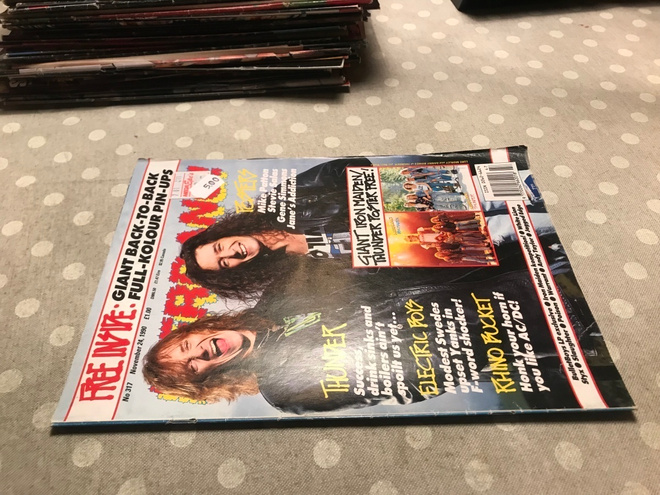 KERRANG LEHTI NRO 317 HYVÄ