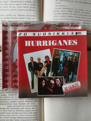Hurriganes - 20 suosikkia: Muskogee (CD)