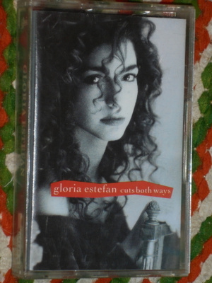 C-kasetti - GLORIA ESTEFAN - Cuts Both Ways - 1989 EX+