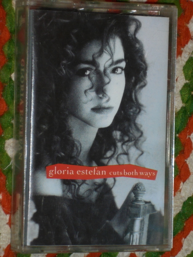 C-kasetti - GLORIA ESTEFAN - Cuts Both Ways - 1989 EX+