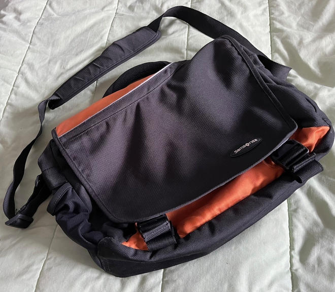 Samsonite läppärilaukku