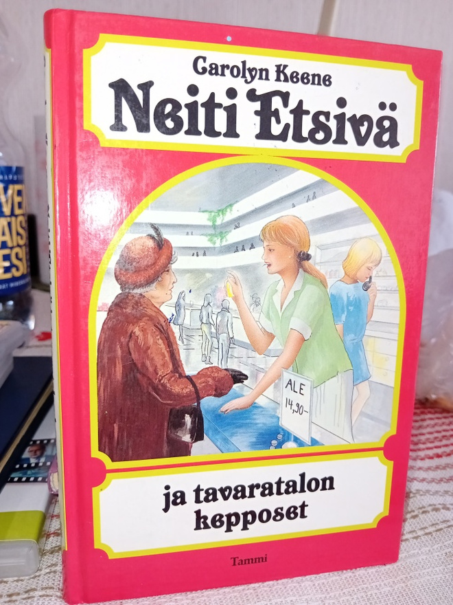 Keene: Neiti Etsivä ja tavaratalon kepposet  ( SIS POSTIKULU
