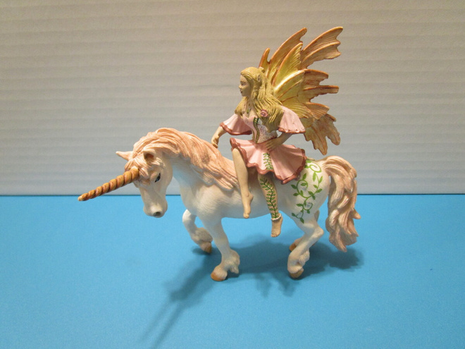 Schleich Bayala keiju + yksisarvinen