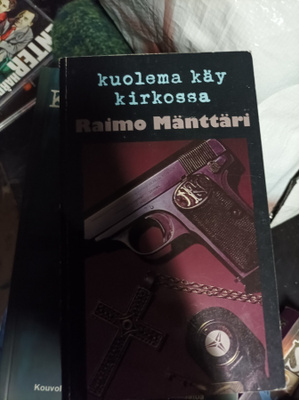 Raimo Mänttäri Kuolema käy kirkossa