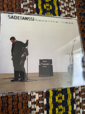 Sadetanssi: Savuista ilmaa