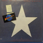 NEIL YOUNG - HAWKS & DOVES - US 1980 NOV 3 M-/M- LP - pikkukuva 1