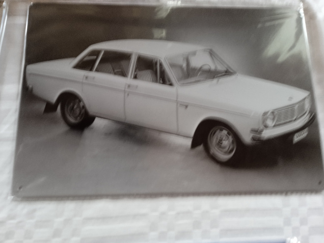 VOLVO 140 SARJAN HENKILÖAUTO PELTINEN UUSI