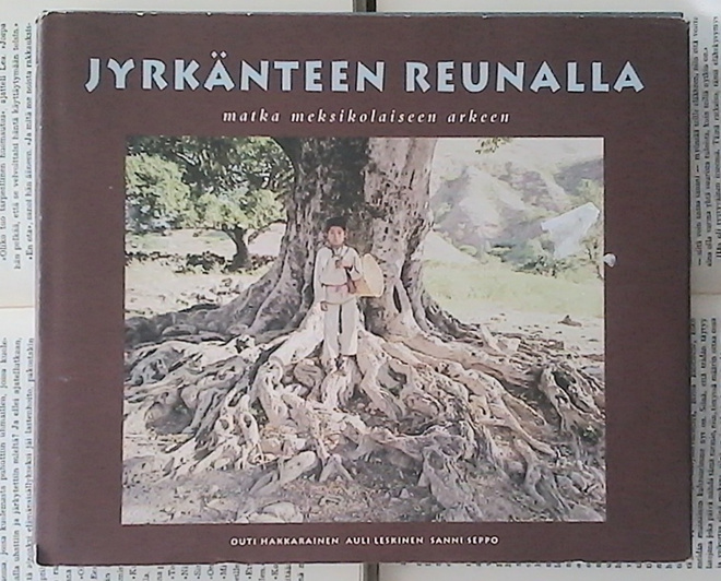 Outi Hakkarainen - Jyrkänteen reunalla: matka... (sid.)