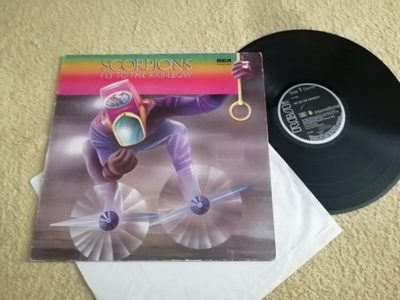 SCORPIONS - Fly To The Rainbow LP