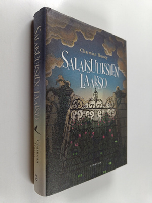 Charmian Hussey : Salaisuuksien laakso