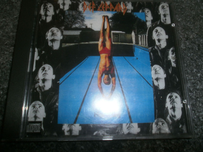 Def Leppard: High `N` Dry Cd