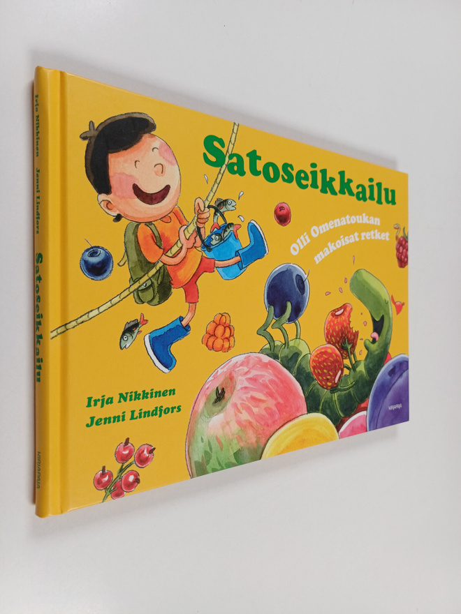 Irja Nikkinen : Satoseikkailu : Olli Omenatoukan makoisat...