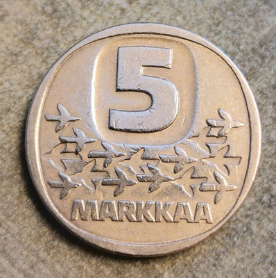 38 kpl Suomi 5 mk jäänmurtaja kolikoita