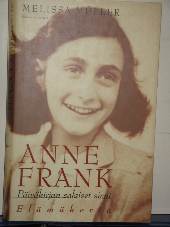 Melissa Müller : ANNE FRANK Päiväkirjan salaiset sivut