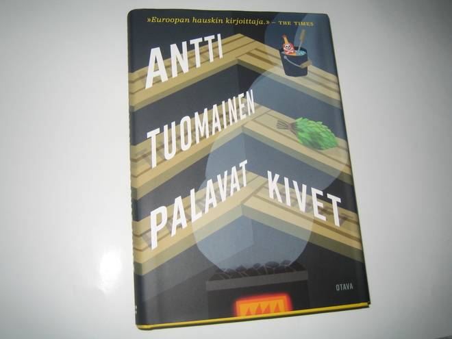 Antti Tuomainen - Palavat kivet (2023, 1.p.)