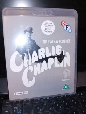 2 BLU-RAY Charlie Chaplin The Essanay Comedies ( SIS POSTIKU