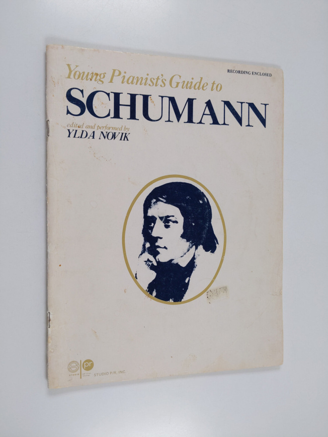 Young Pianist's Guide to Schumann edited and performed by...