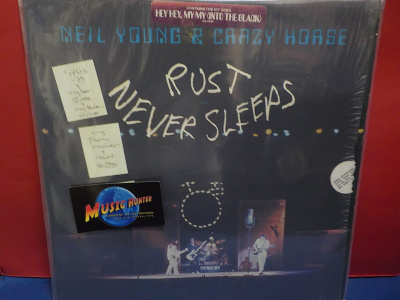 NEIL YOUNG & CRAZY HORSE 1ST U.S -79 EX-/M- LP